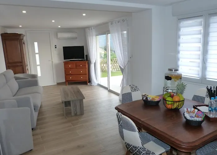 Villa Mini T2 Climatisee, Vue Mer, Cosy & Moderne