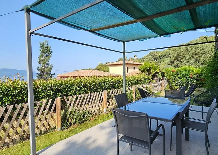 Mini T2 Climatisee, Vue Mer, Cosy & Moderne Villa