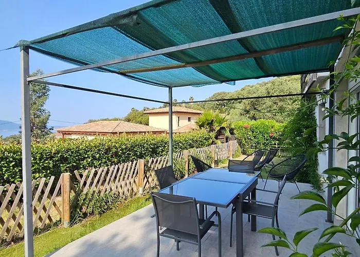 Mini T2 Climatisee, Vue Mer, Cosy & Moderne Villa *