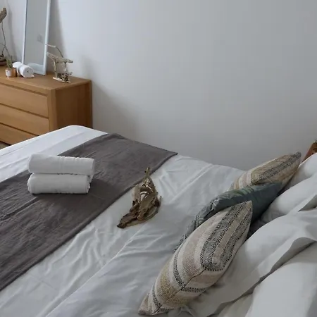 Mini T2 Climatisee, Vue Mer, Cosy & Moderne *