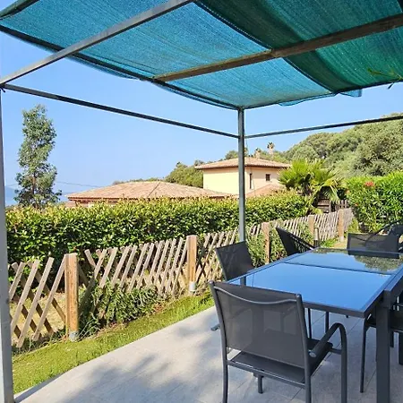 Mini T2 Climatisee, Vue Mer, Cosy & Moderne Villa