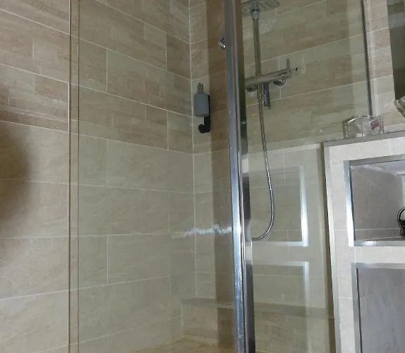 Mini T2 Climatisee, Vue Mer, Cosy & Moderne *